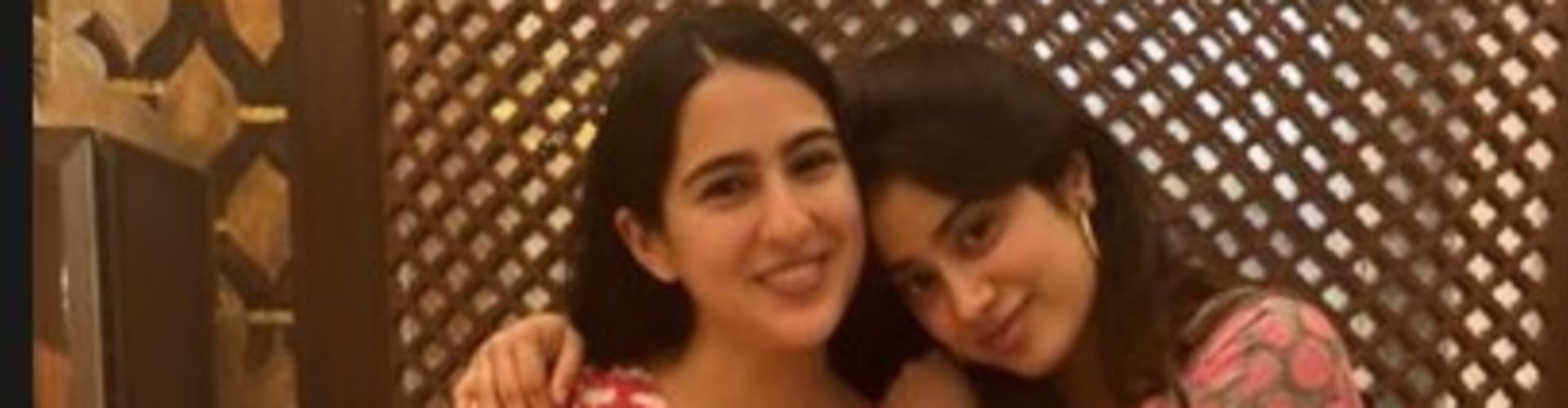 Janhvi Kapoor wishes Sara Ali Khan with a special birthday post