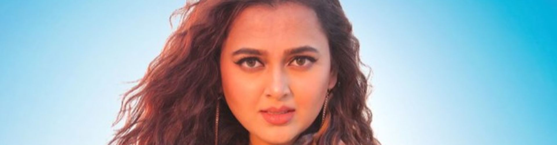 Tejasswi Prakash Unveils Aidan Na Nach Song