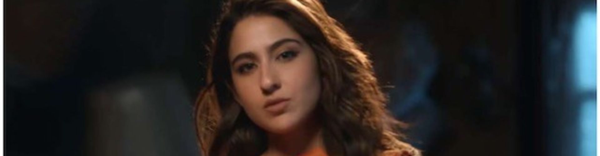 Sara Ali Khan's never seen glamourous avatar Ignites the Screen with her Performance in "Murder Mubarak"