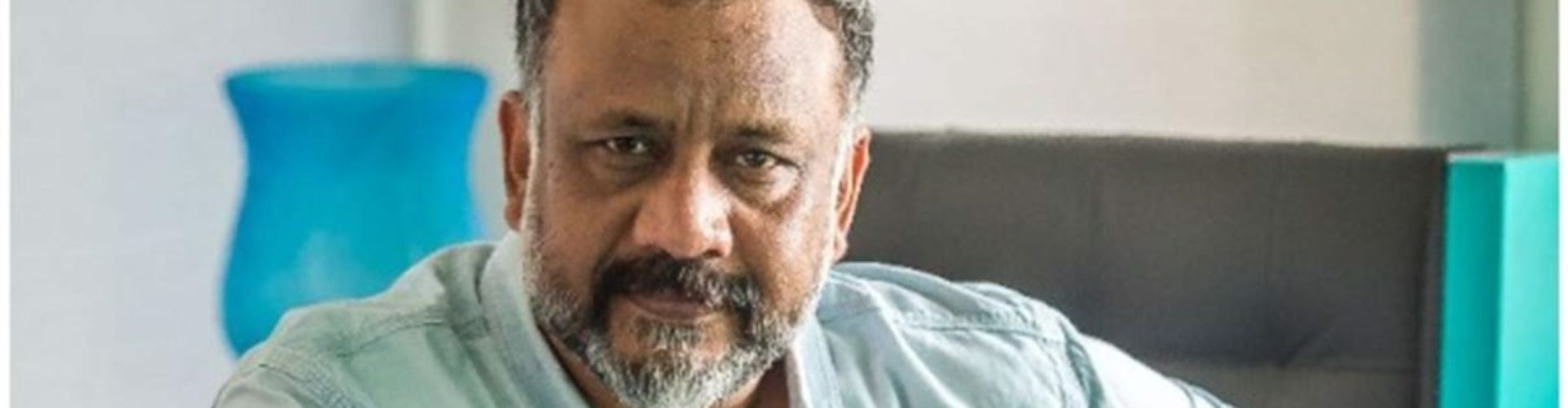 Anubhav Sinha Tweeted On Police Resorting Lathi Charge On People In Bandra